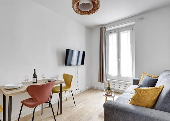 Apartment 521 Mederic - Modern 17 Paris
