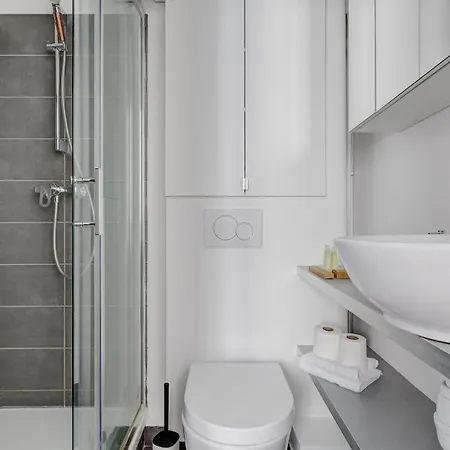 Appartement 521 Mederic - Modern 17 Parijs