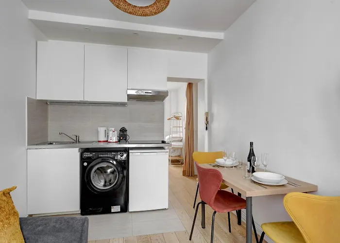 521 Mederic - Modern 17 Appartement Parijs